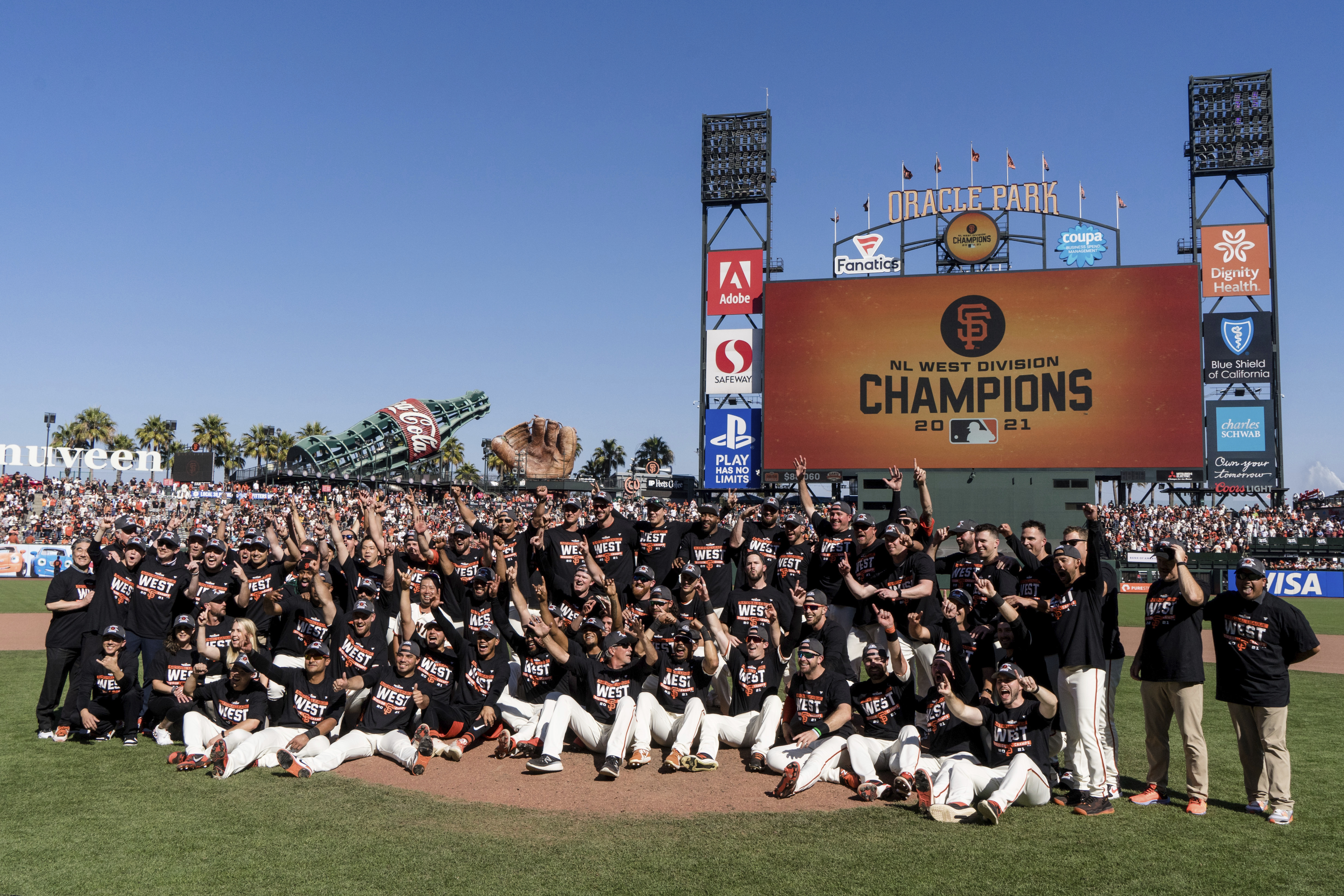 Giants beat Padres