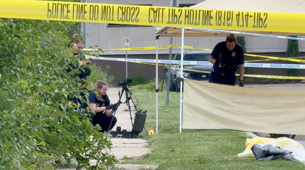 KCPD investigating homicide 3400 Broadway