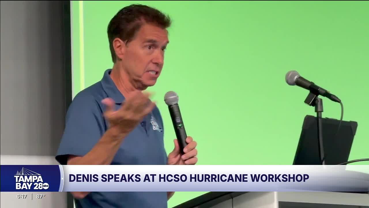Denis Phillips ar HCSO hurricane workshop