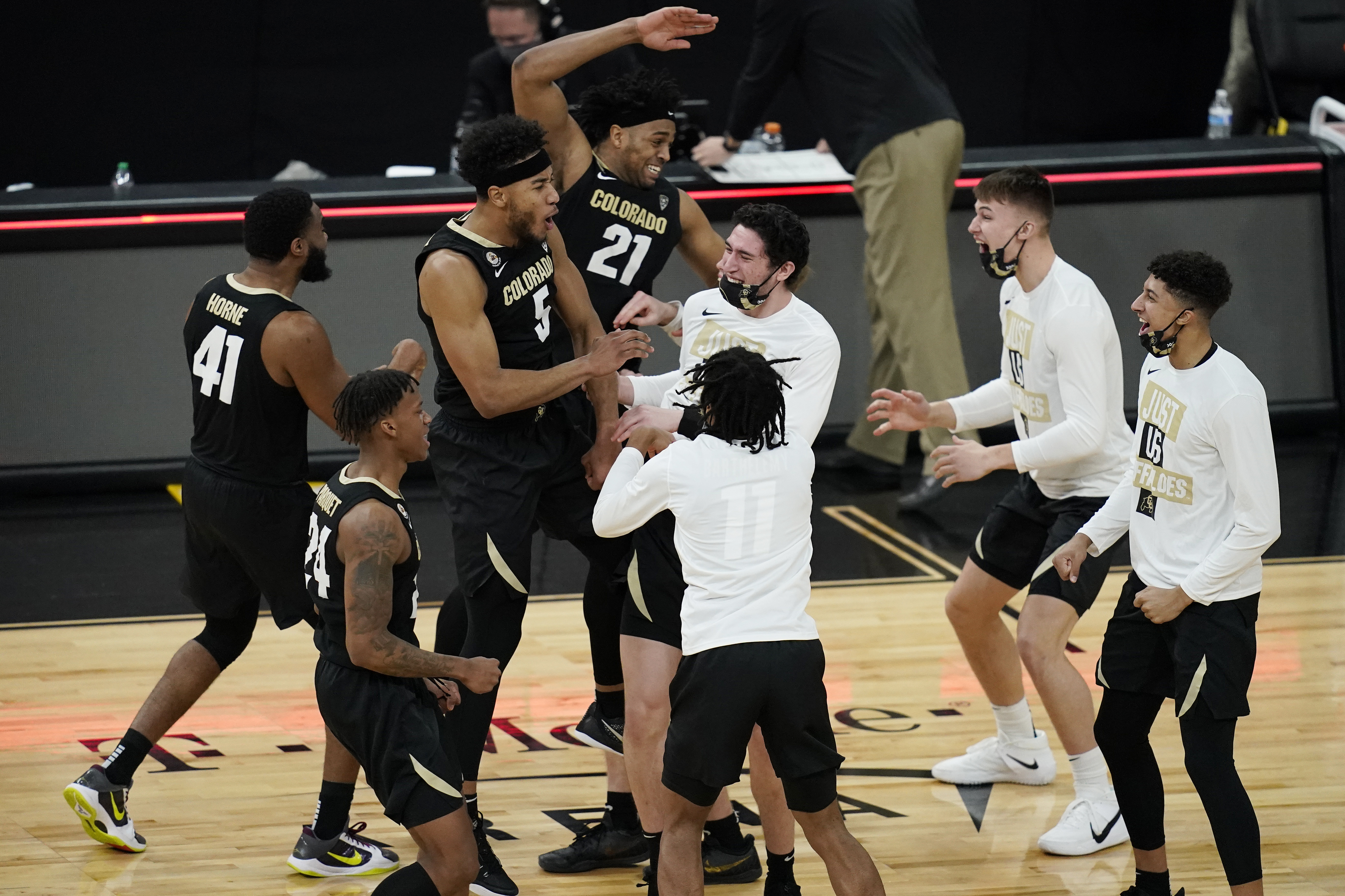 No. 23 Colorado holds off No. 24 USC 72-70 in Pac-12 semis