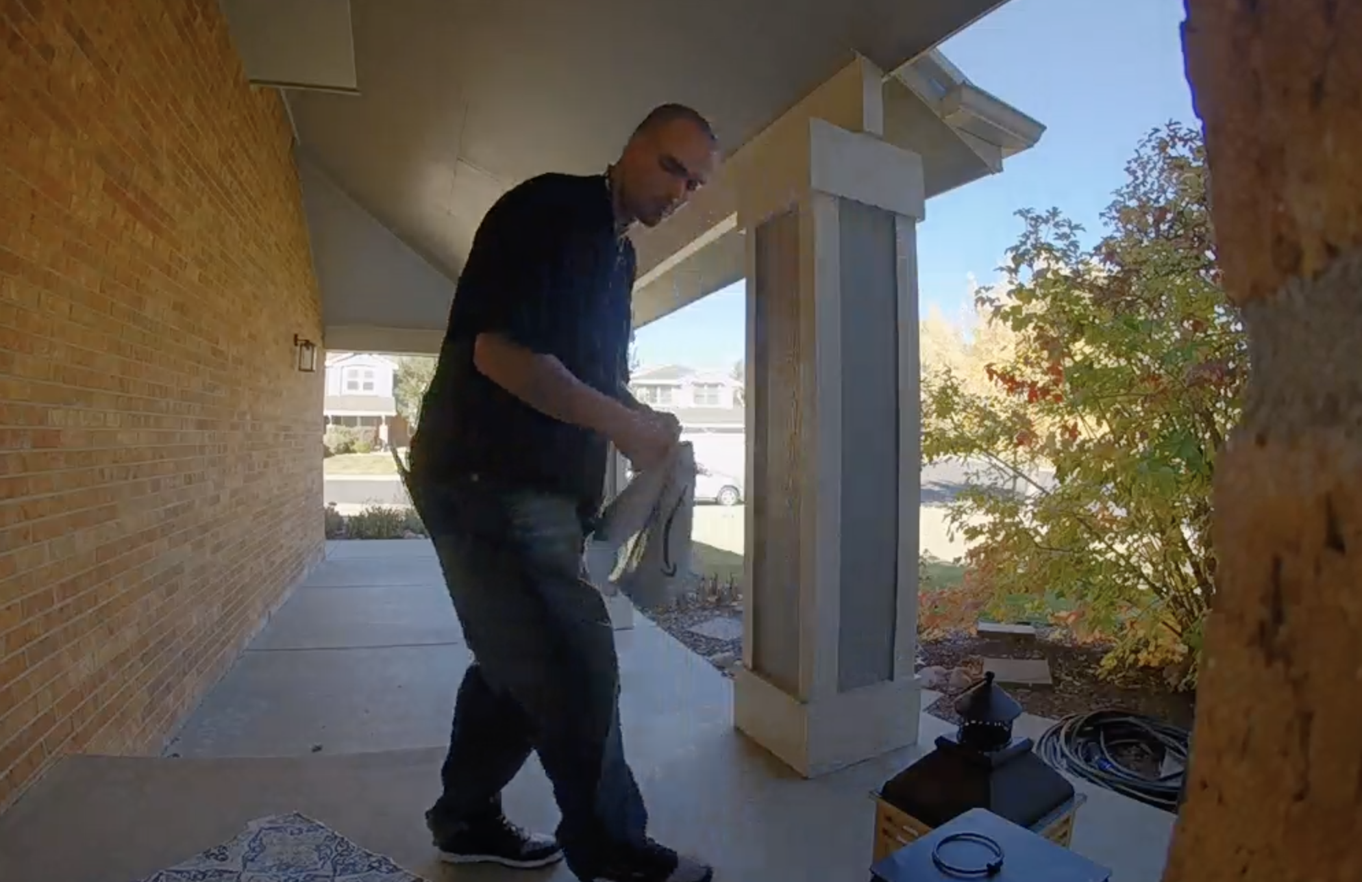 Porch pirate steals hundreds of dollars in deliveries from Littleton home