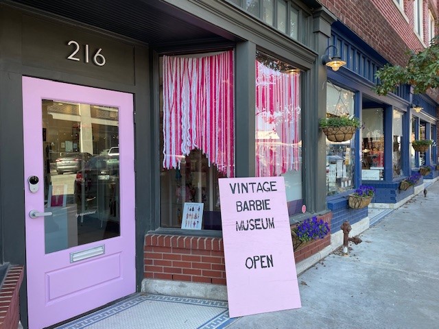 Downtown Pop up shops connecting entrepreneurs with local retail space