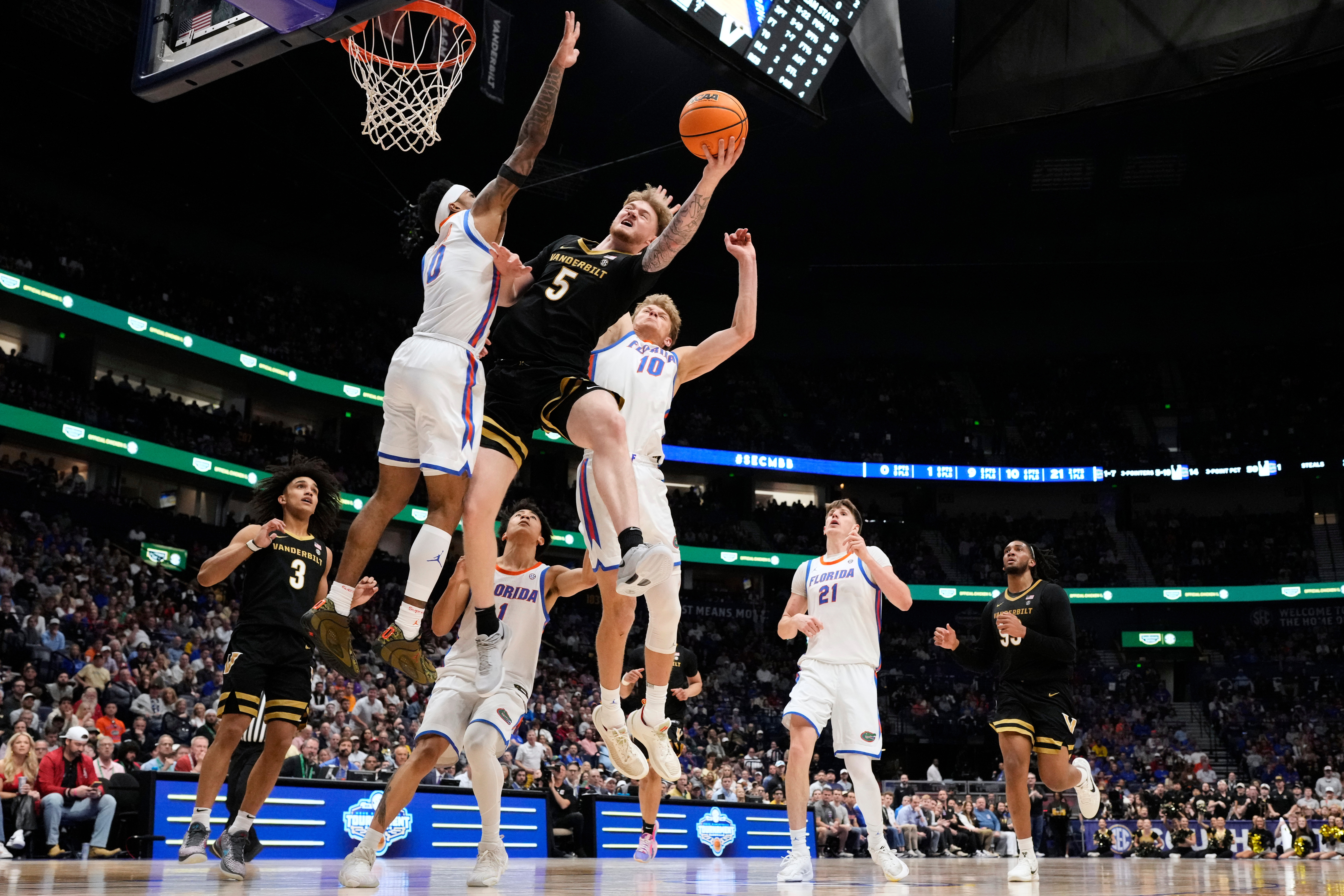 APTOPIX SEC Vanderbilt Florida Basketball