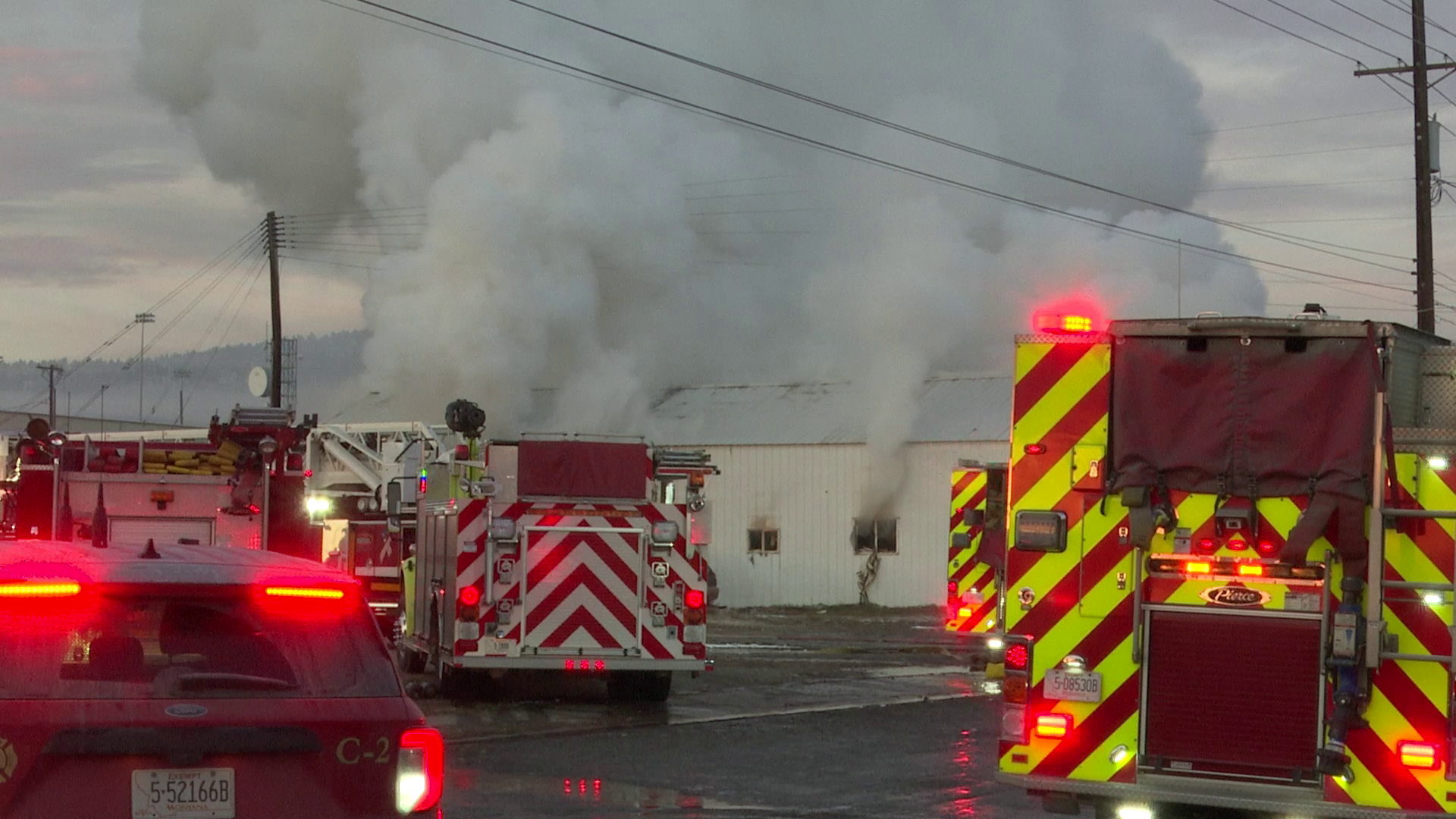 No injuries in early-morning fire in Helena