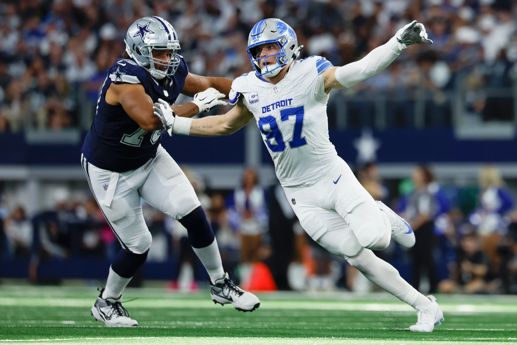 Lions Moves Football
