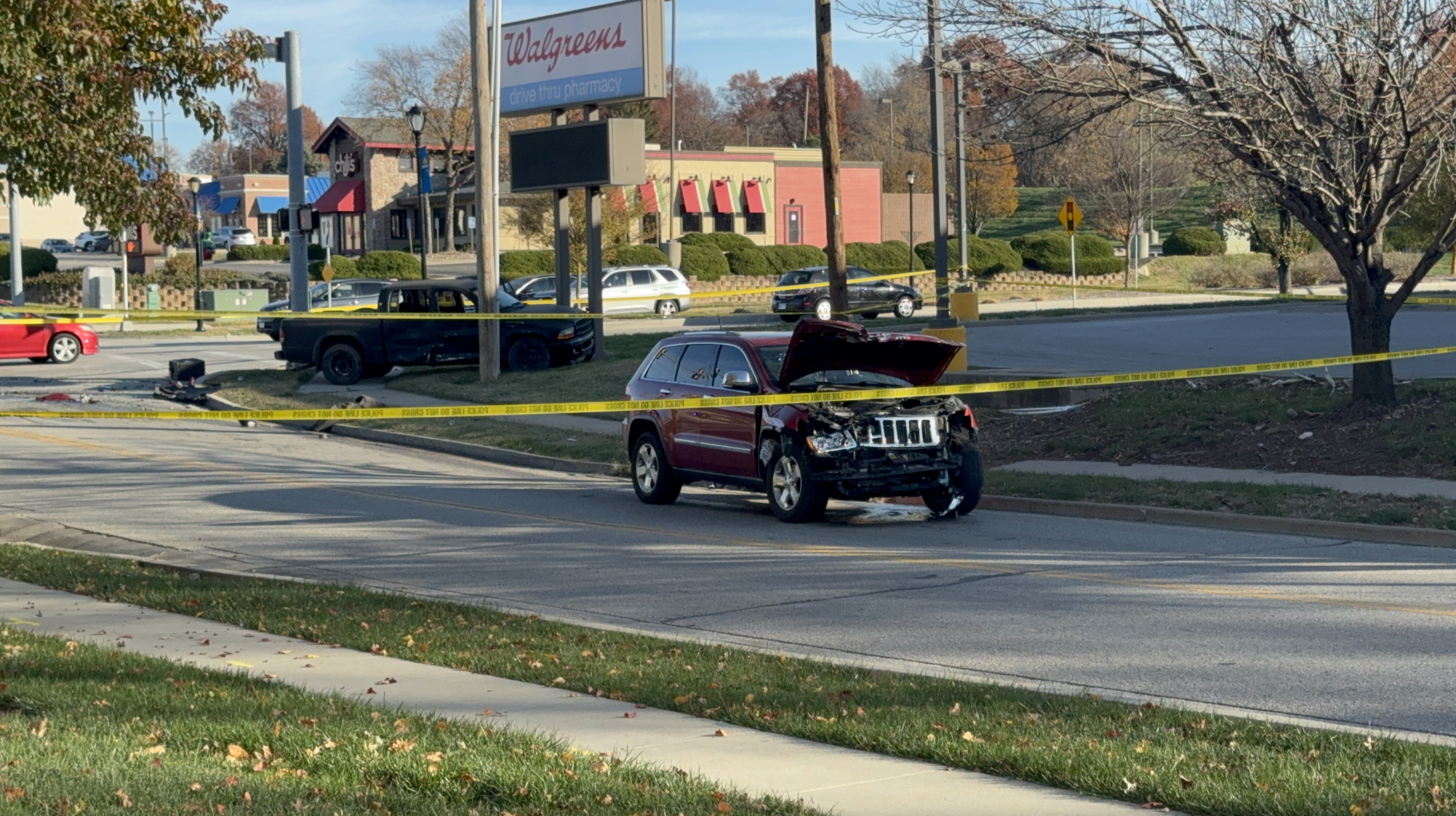 Shooting and crash scene on Shawnee Mission Parkway