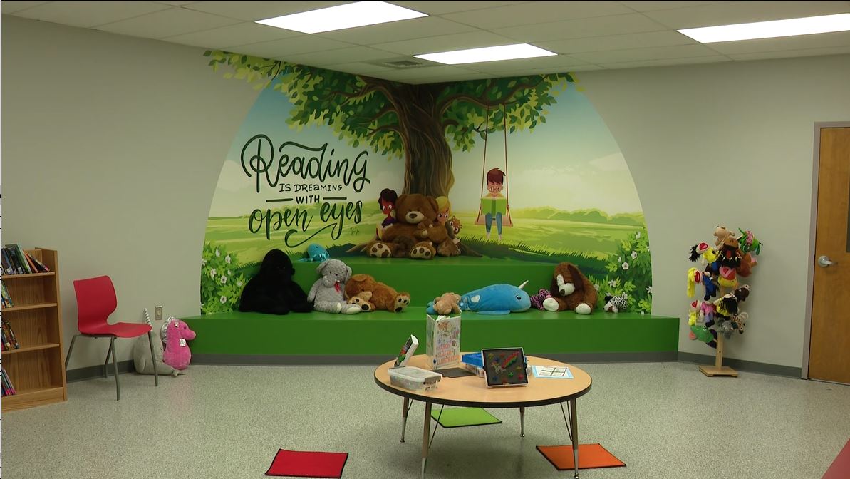West Oso Elementary shows off new library - Vimarsana News