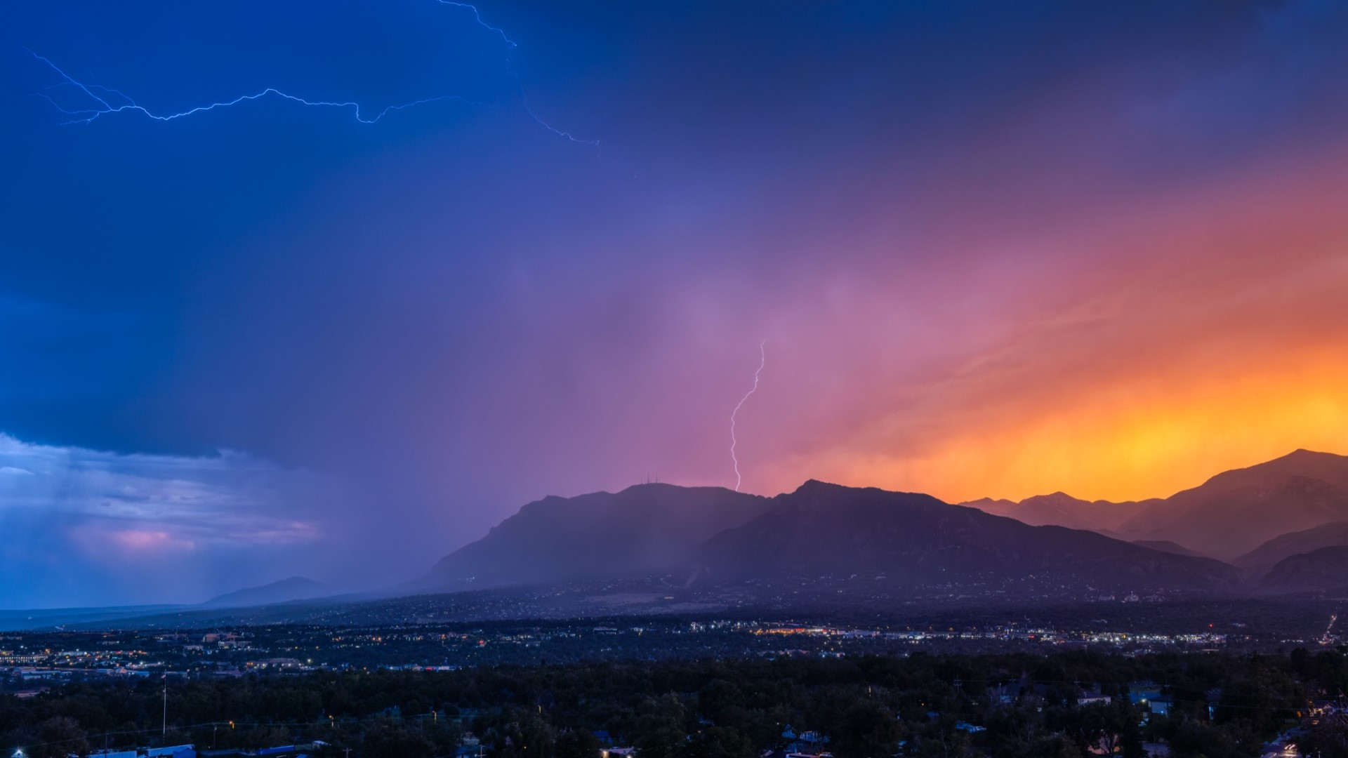 Cheyenne Mountain lightning