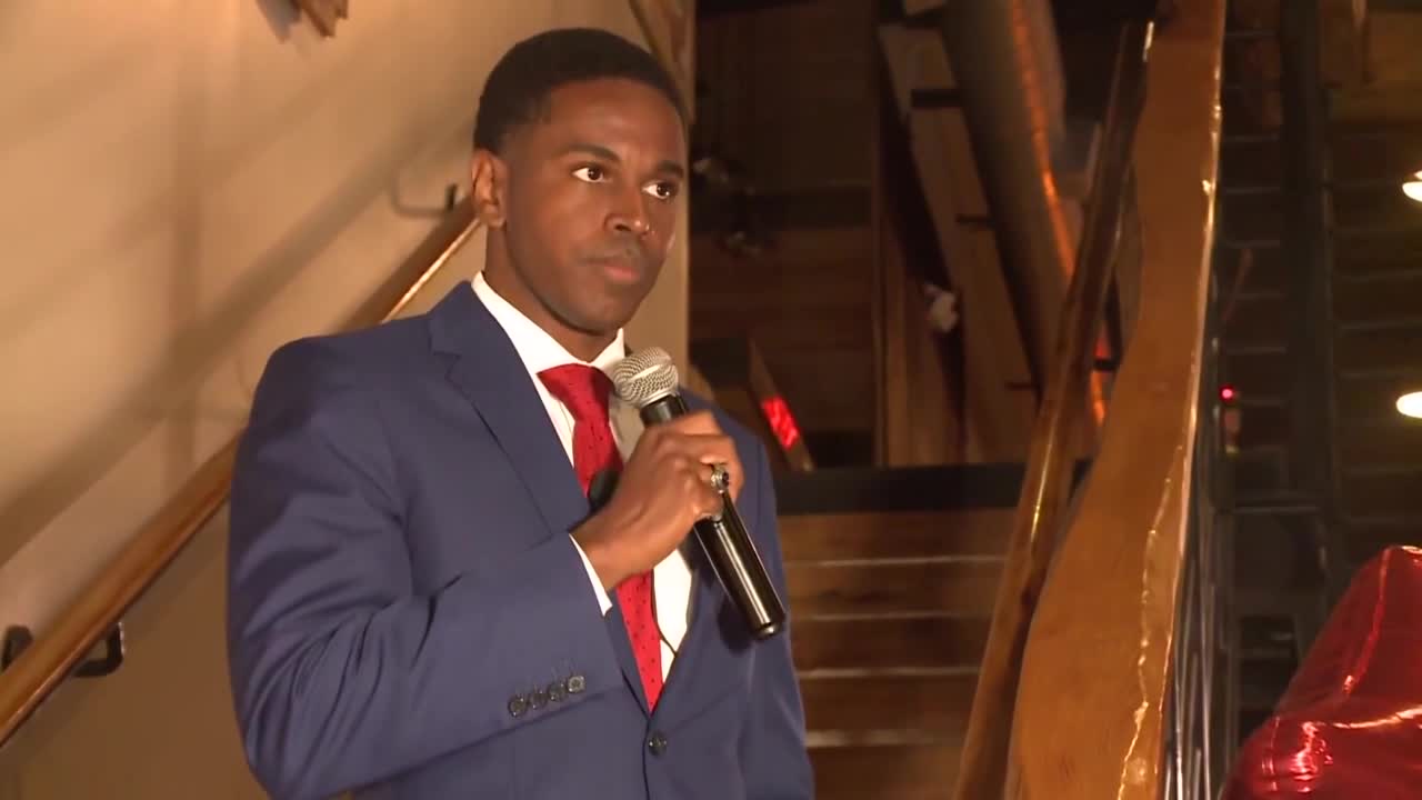 phillip jones newport news mayor