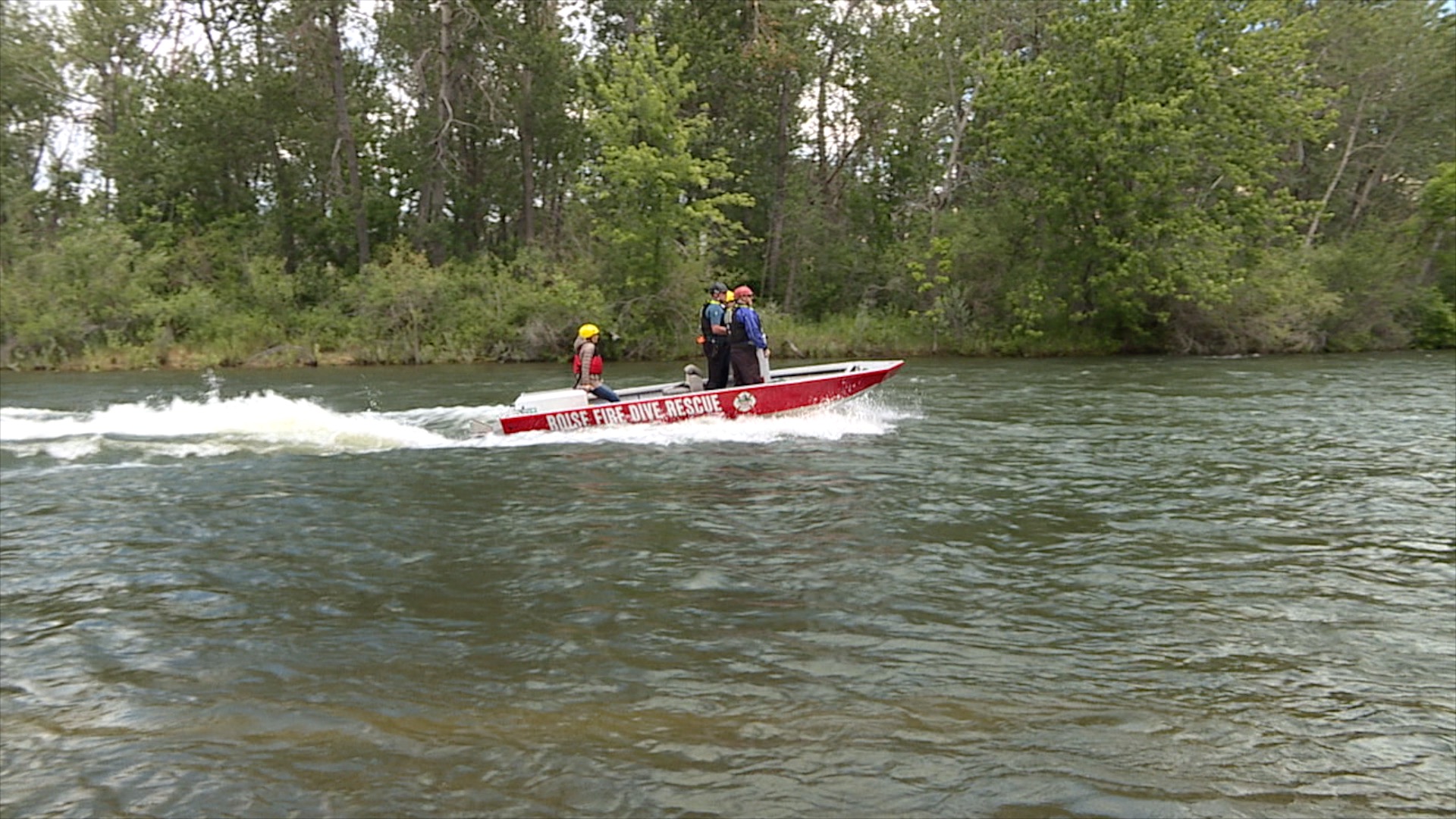 Boise Fire practices river rescues