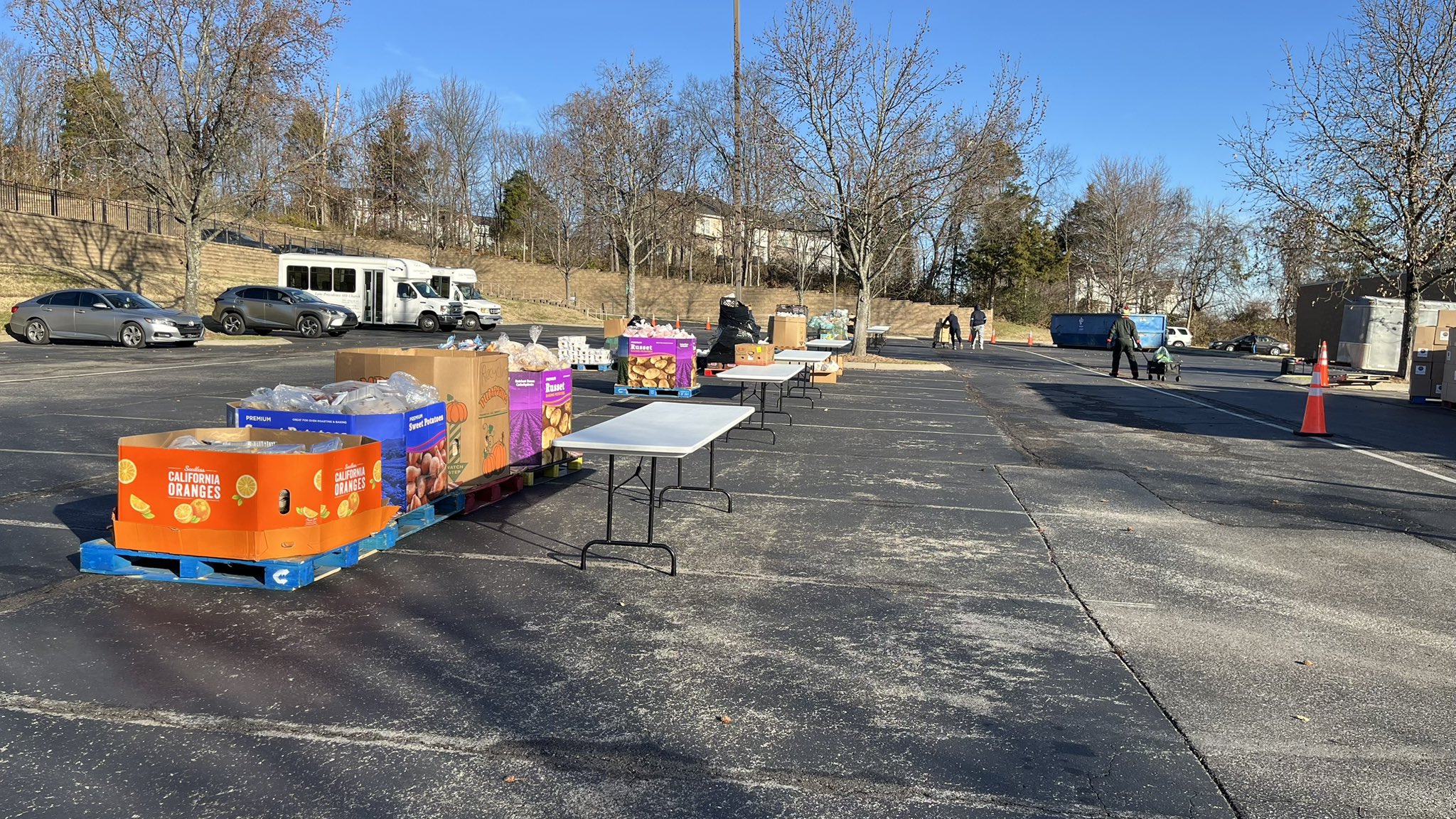lake providence food giveaway.jpg