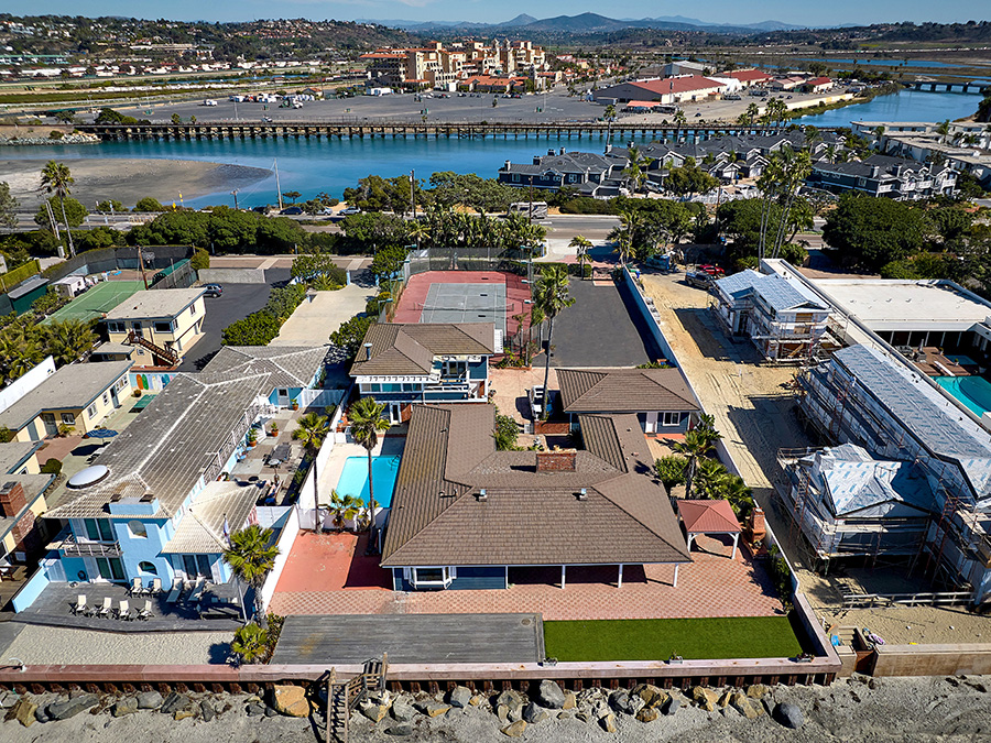 del_mar_home_sandy_lane_guiltinan_group.jpg