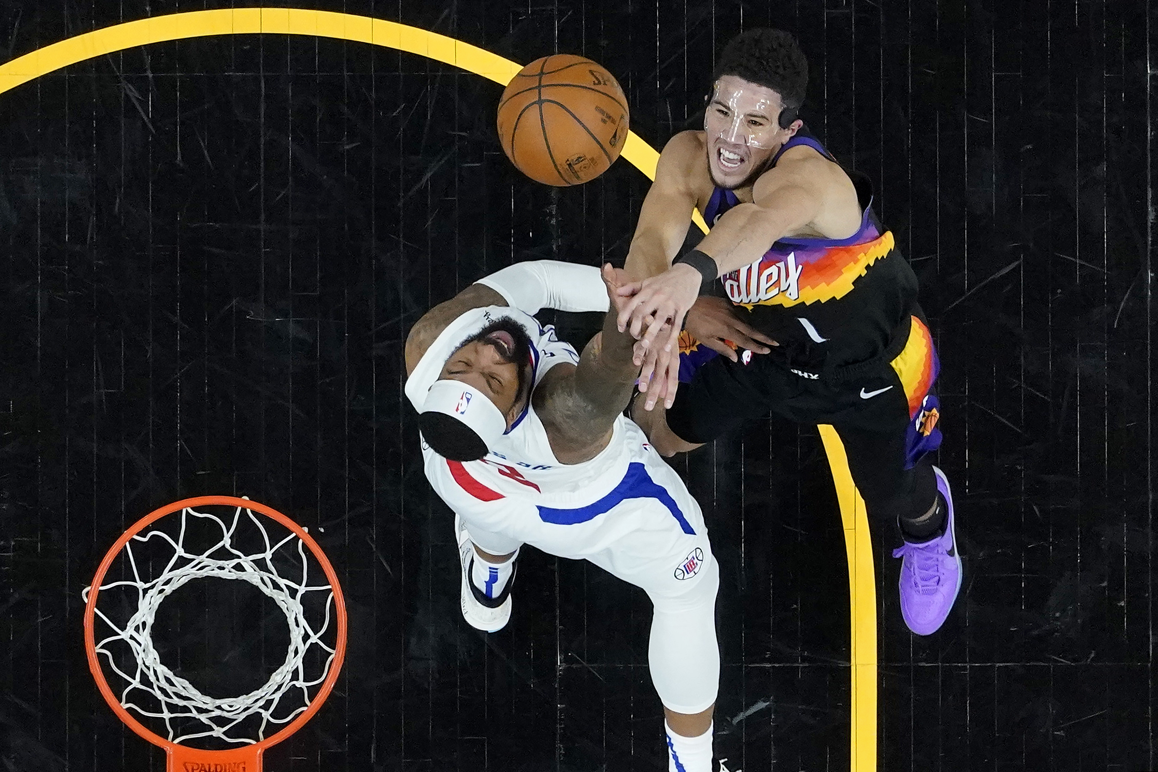 APTOPIX Clippers Suns Basketball
