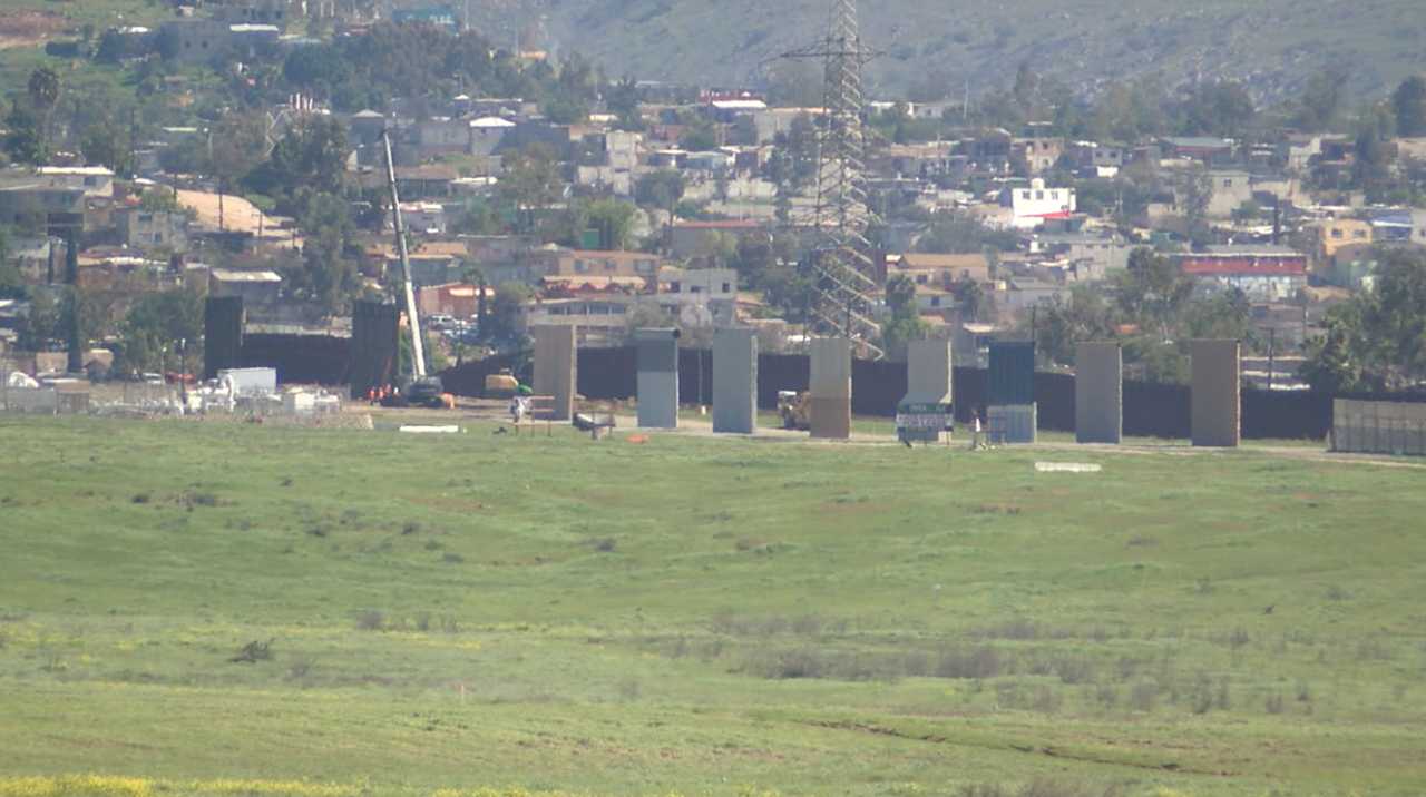 border wall construction 02.19