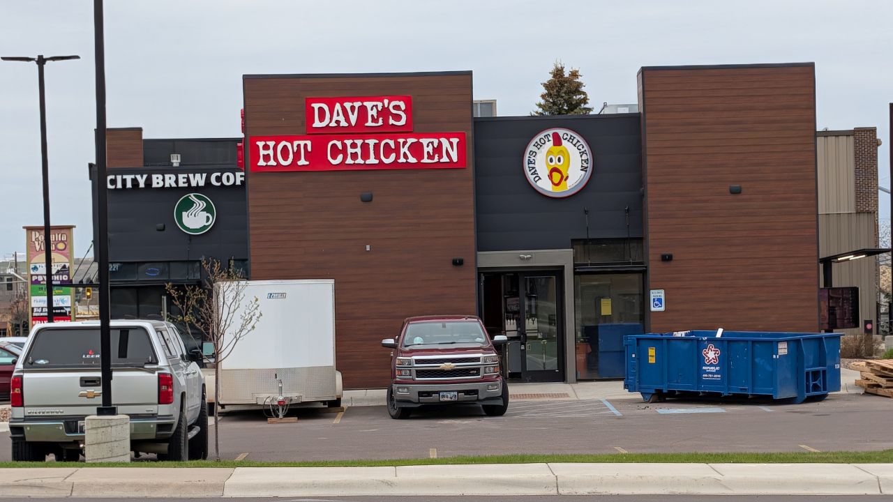 daves hot chicken