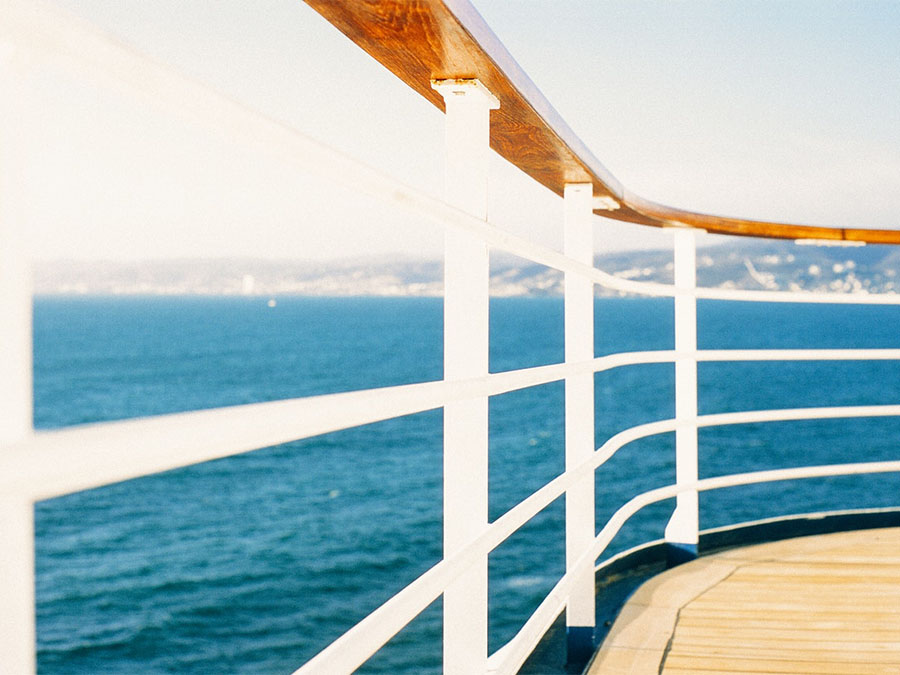 cruise_ship_rail.jpg