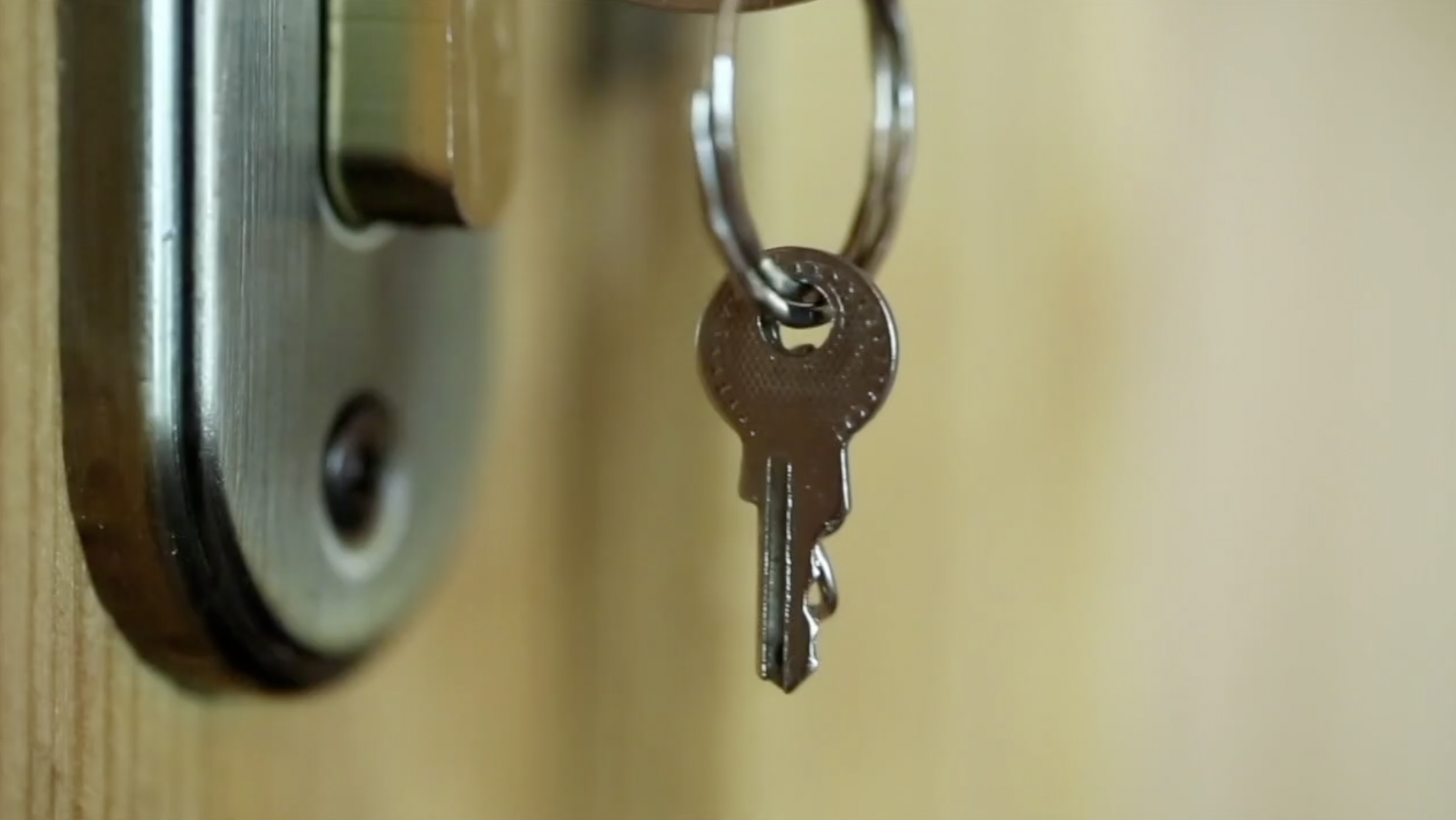 Keys to a front door