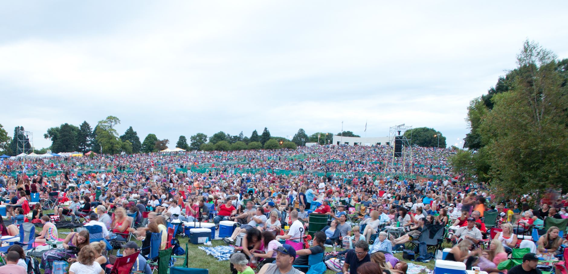 Celebrates America Crowd Shot.JPG