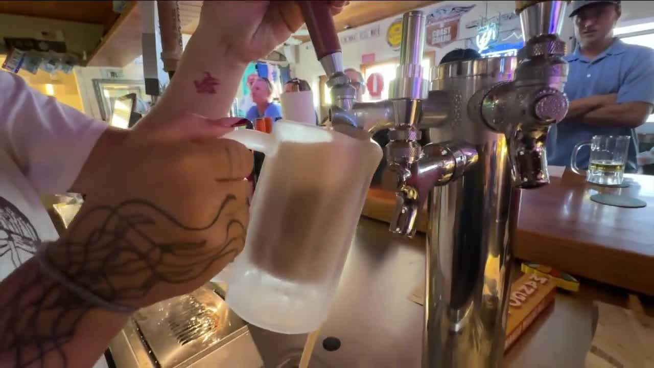 Anna Maria locals toast the reopening of a favorite bar in Holmes Beach