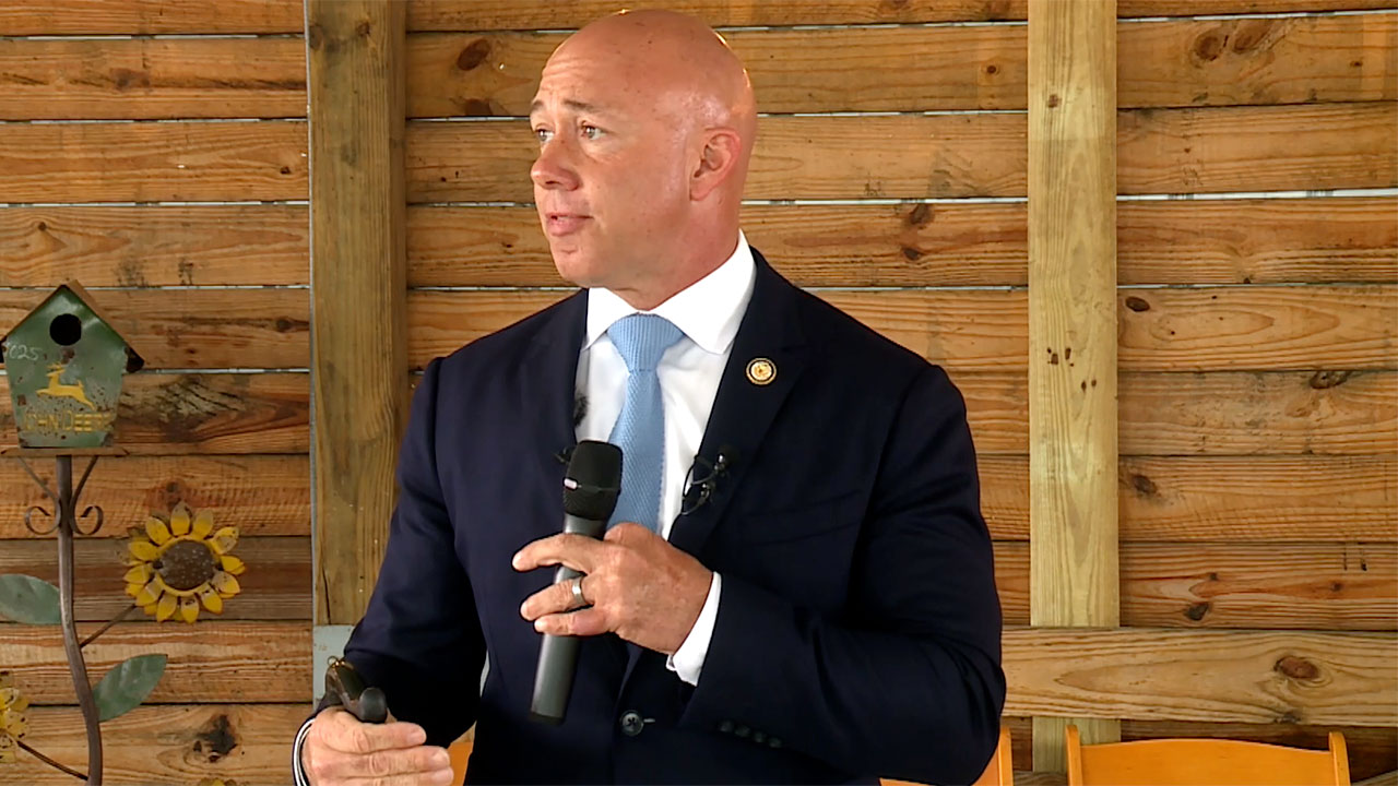 U.S. Rep. Brian Mast hosted a meeting with farmers at the Hobe Sound Farmers Market on March 13, 2026.