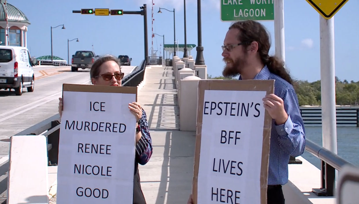 Protesters on Southern Blvd. bridge 