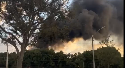 Fire west of Boca Raton visible from Florida's Turnpike. Oct. 28, 2023.png