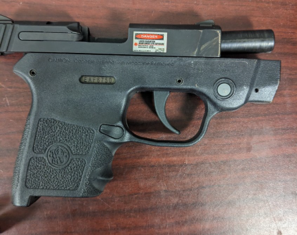 TSA finds gun at GRR.png