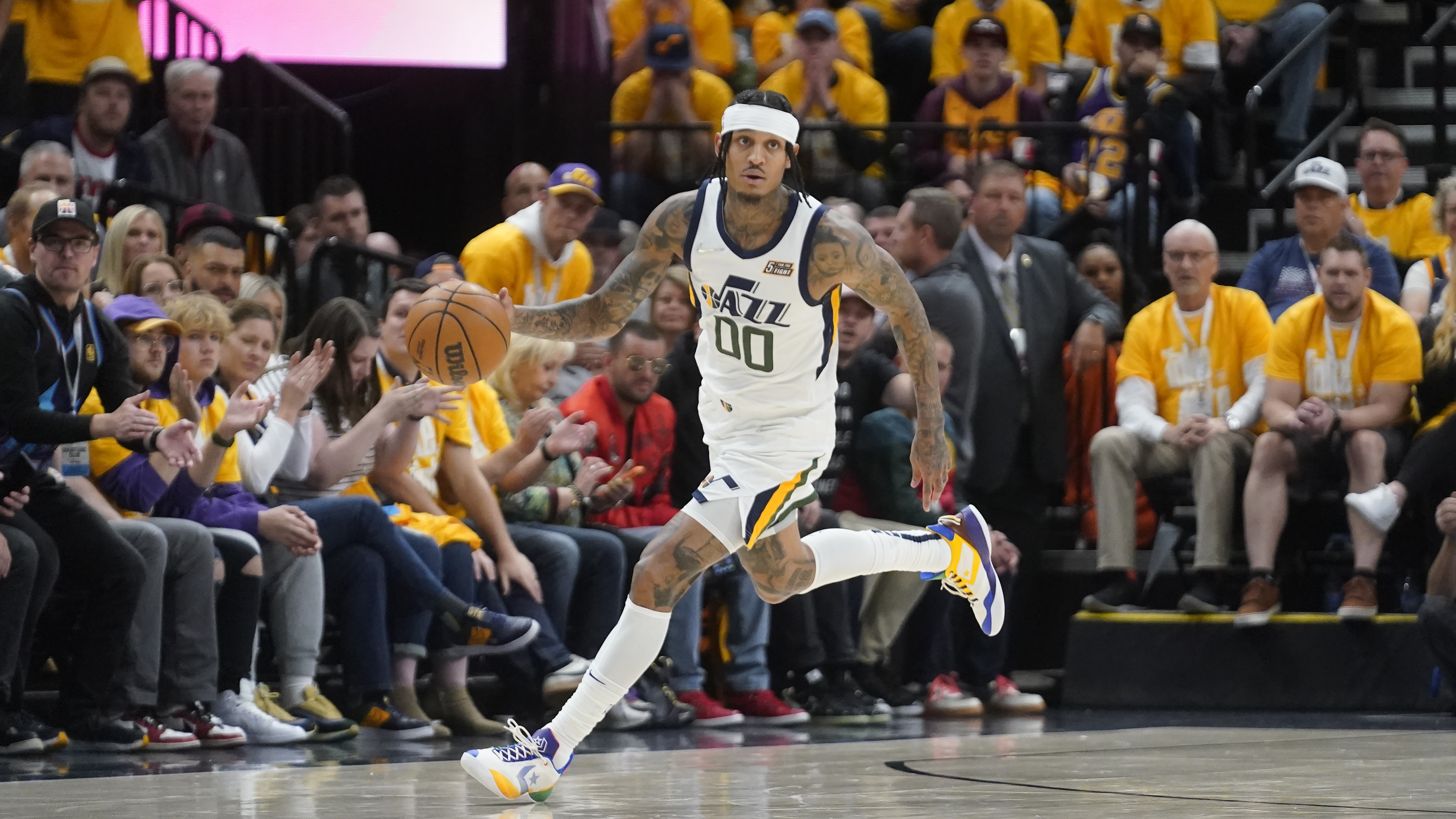 Mavericks Jazz Basketball