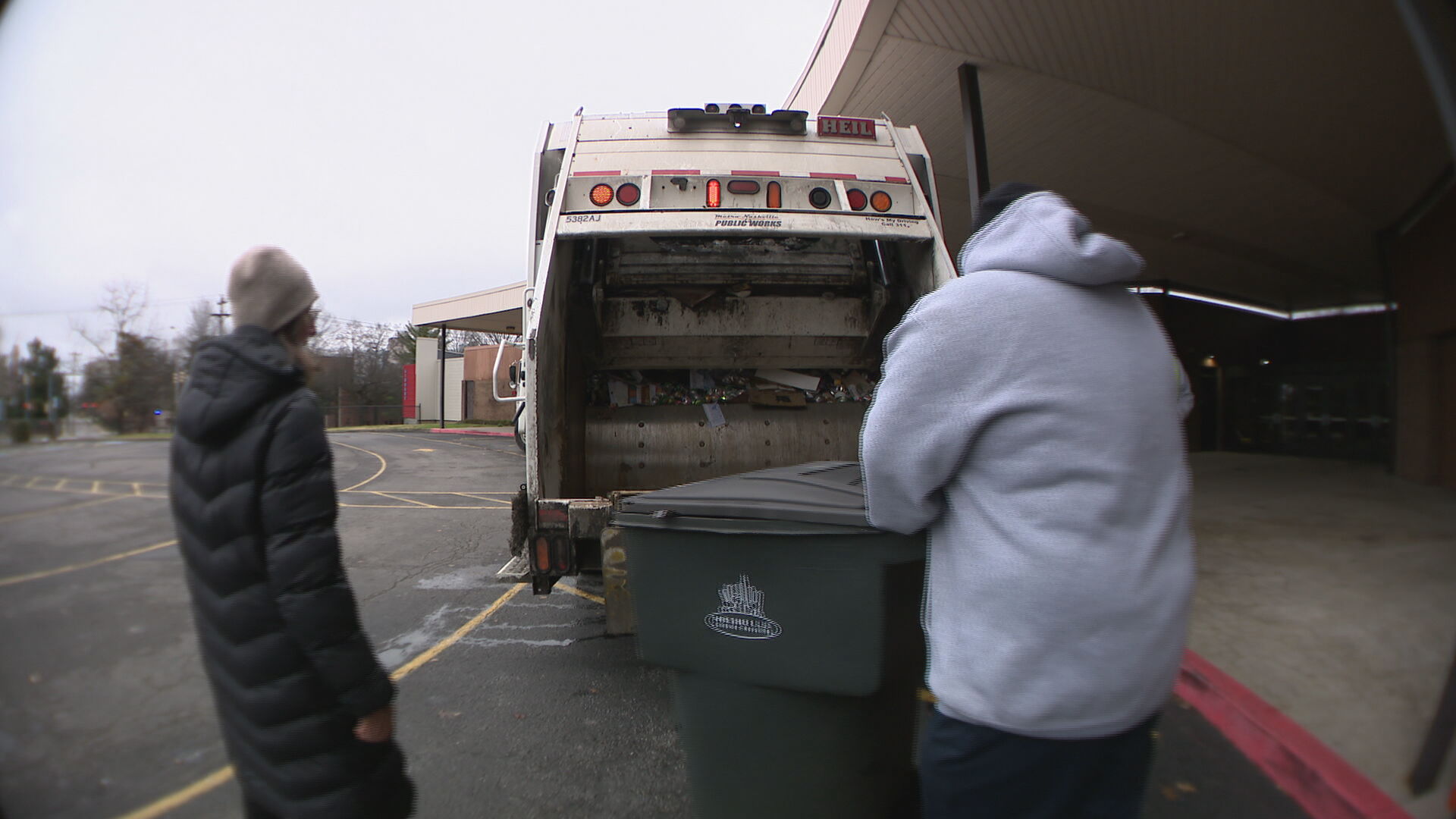 Harris-Hillman recycling event 