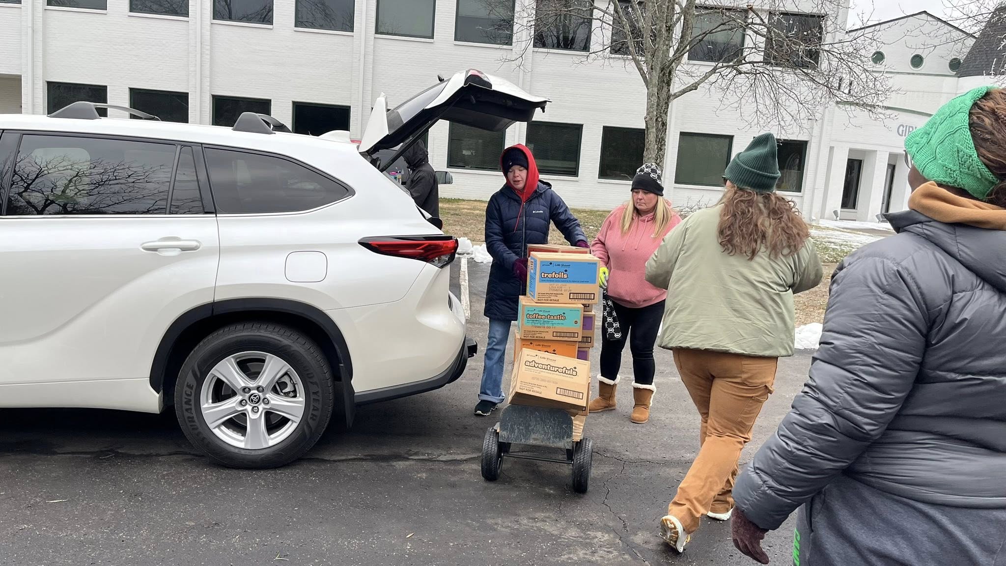 girl scout emergency pick up.jpg