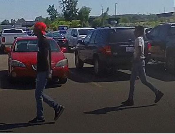 Purse snatching suspects.JPG