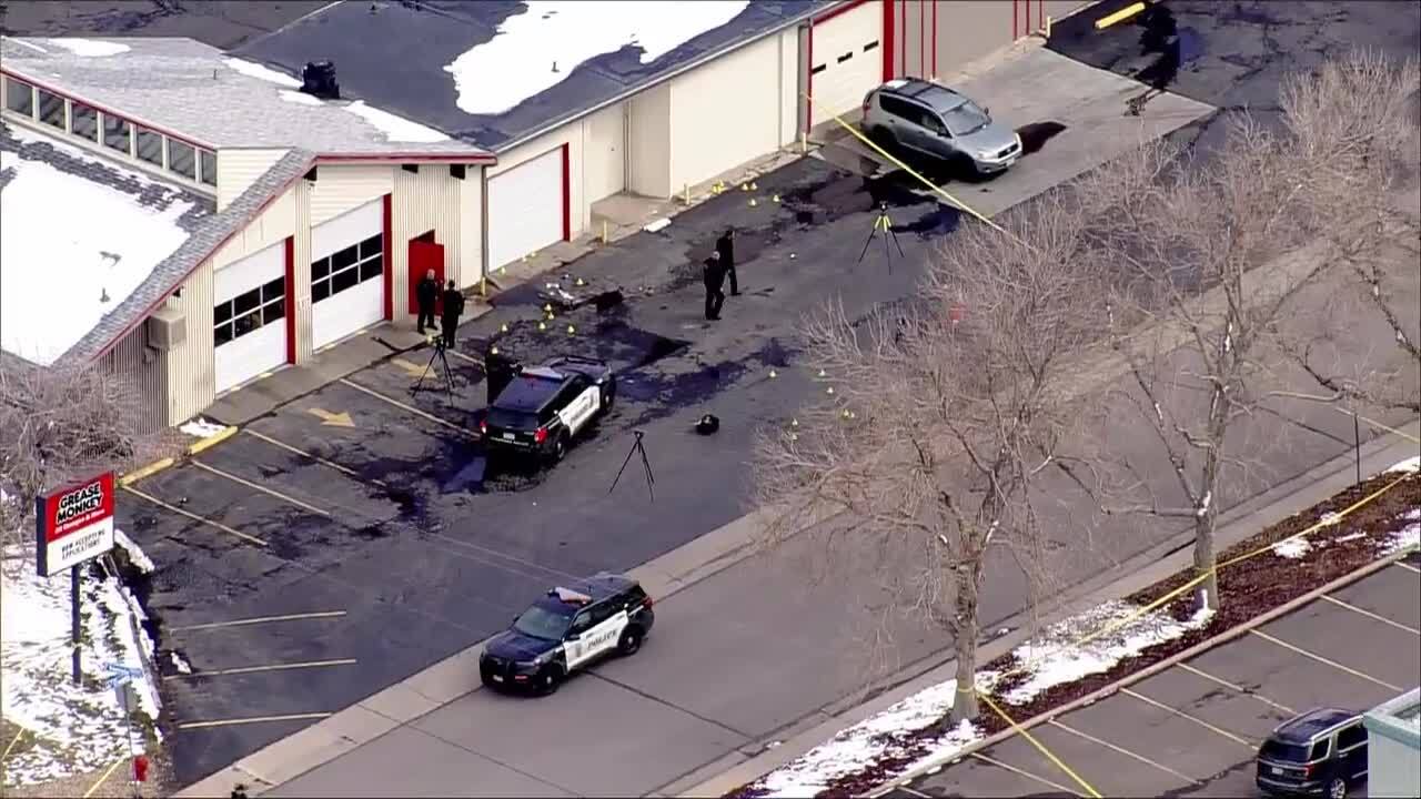Lakewood officer hurt in shootout with postal worker robbers 3-27-23