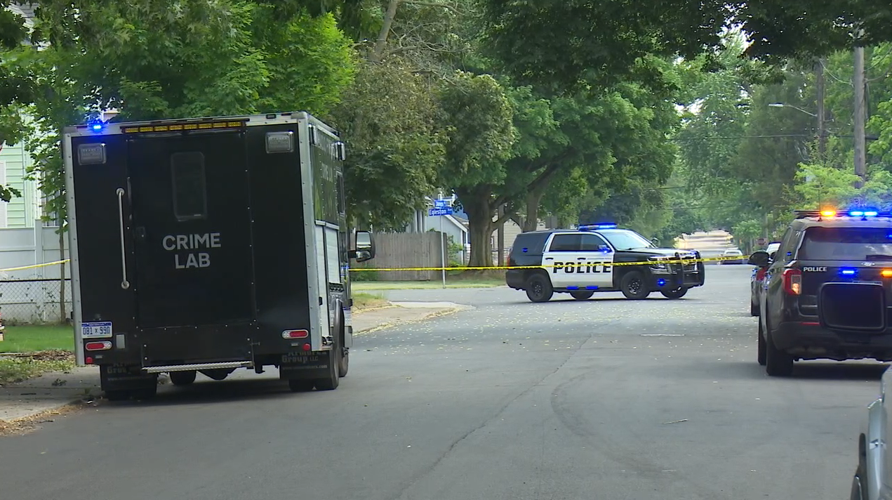 One critically hurt in Kalamazoo shooting on Stockbridge Avenue