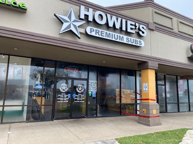 Howie's Premium Subs broken into Tuesday morning - Vimarsana News