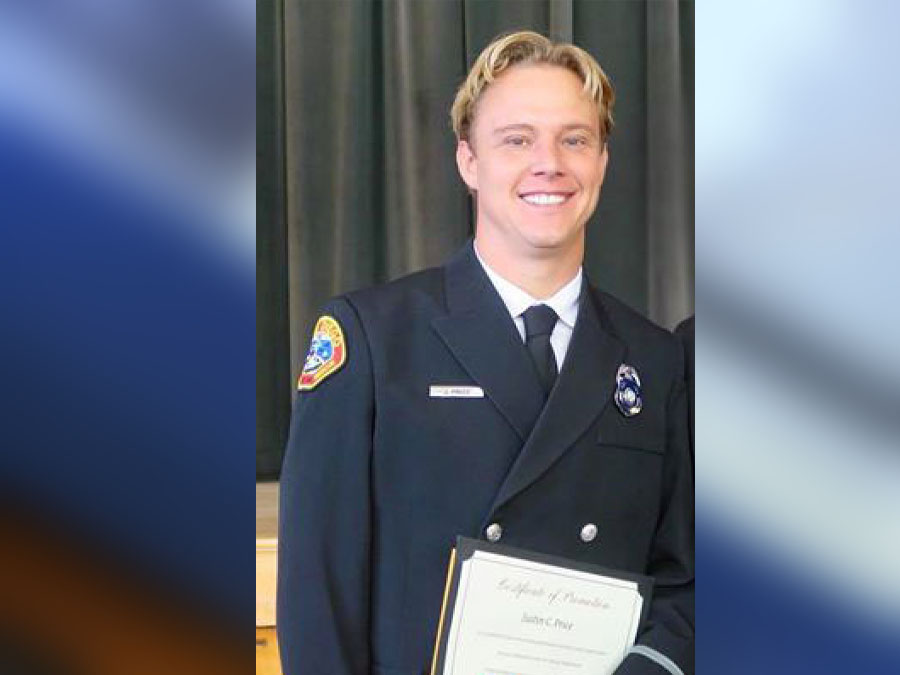 justin price firefighter sex2.jpg