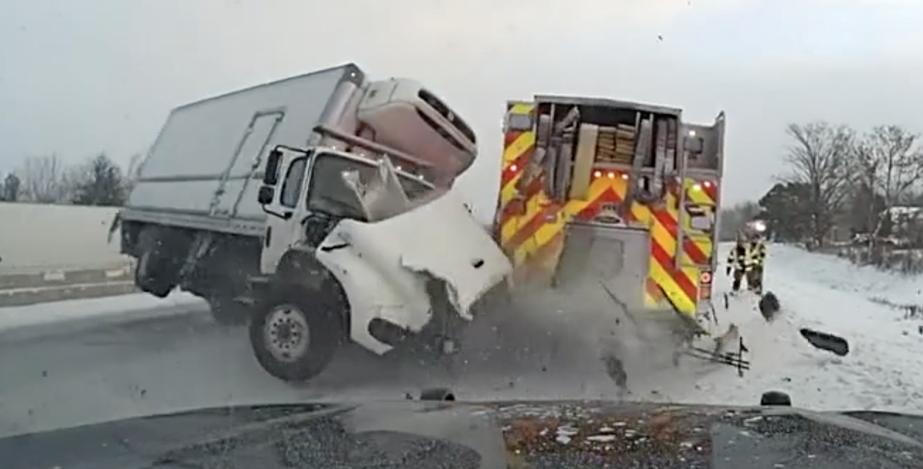 crash damages rigs on I-94 in Comstock Township