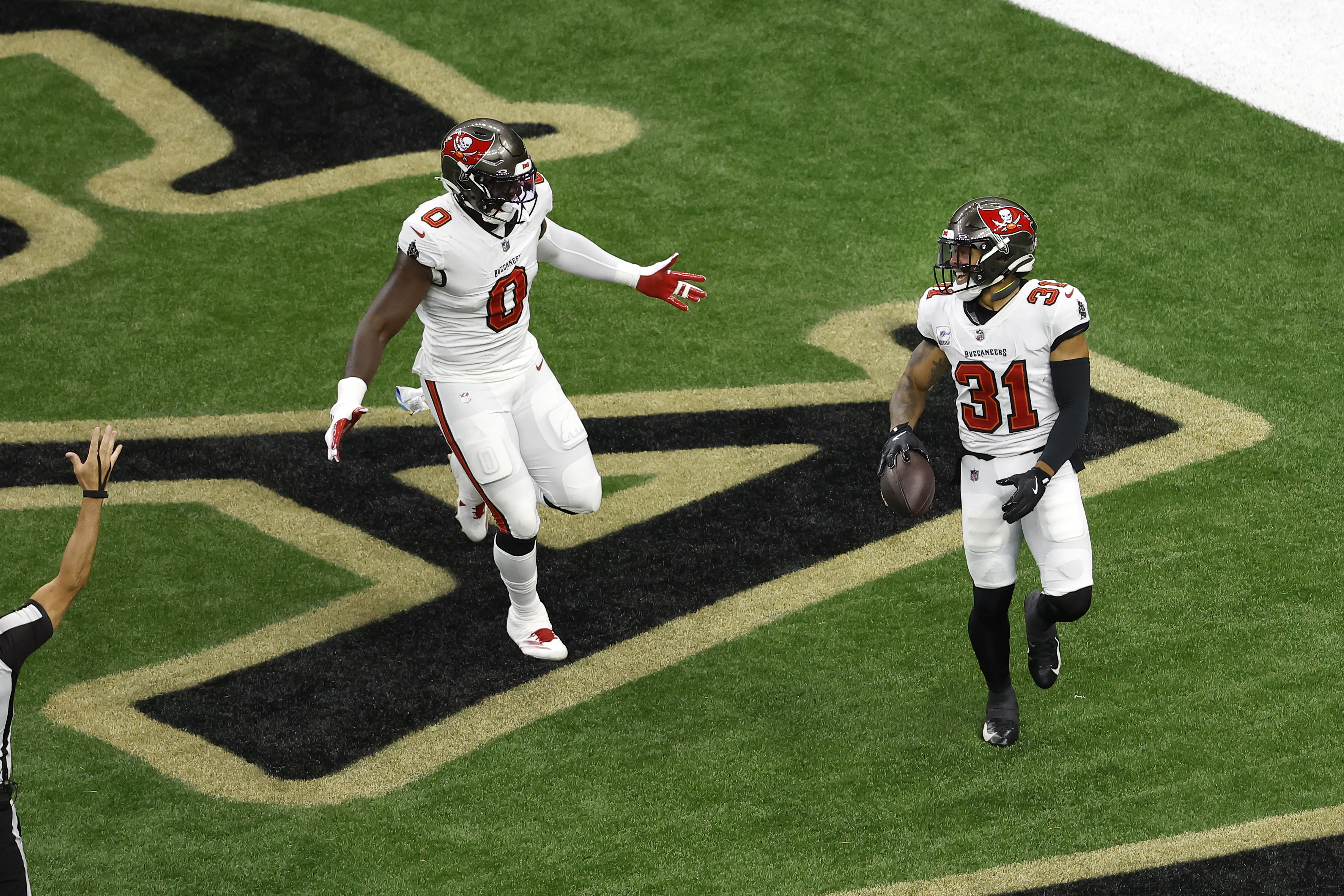 Buccaneers Saints Football 