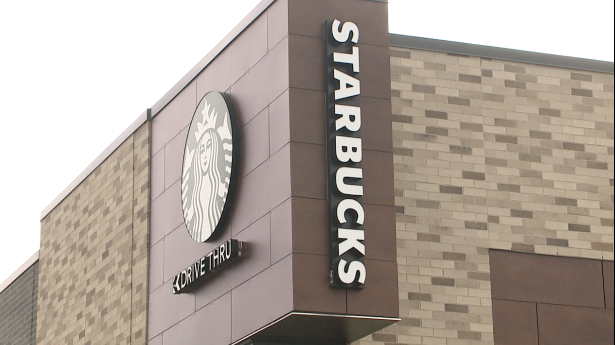 Burton Starbucks filed to unionize.png