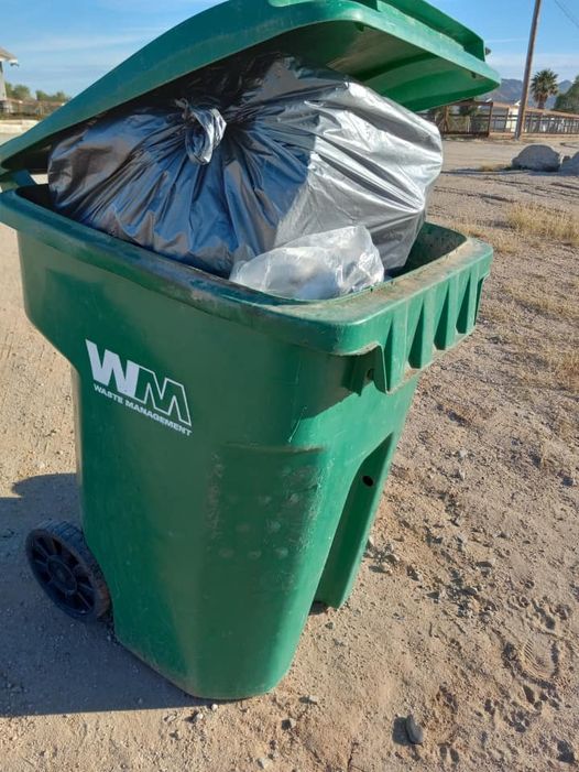 Overflowing trash.jpg