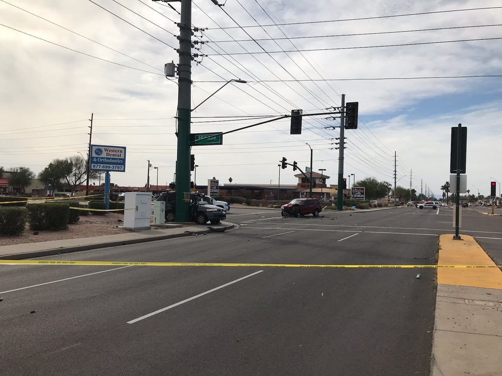 35th Ave:Thunderbird crash.jpeg