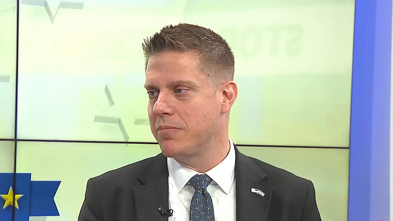 CROP Israel consul general.jpg