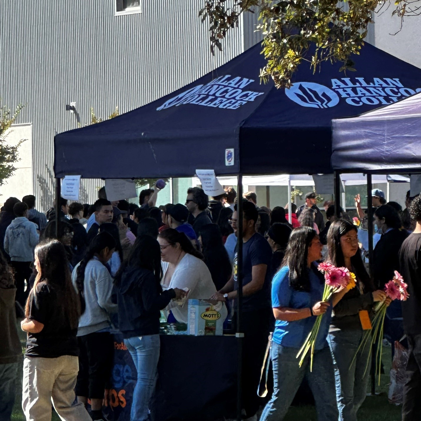 Local junior high students at Allan Hancock College Career Carnival Event