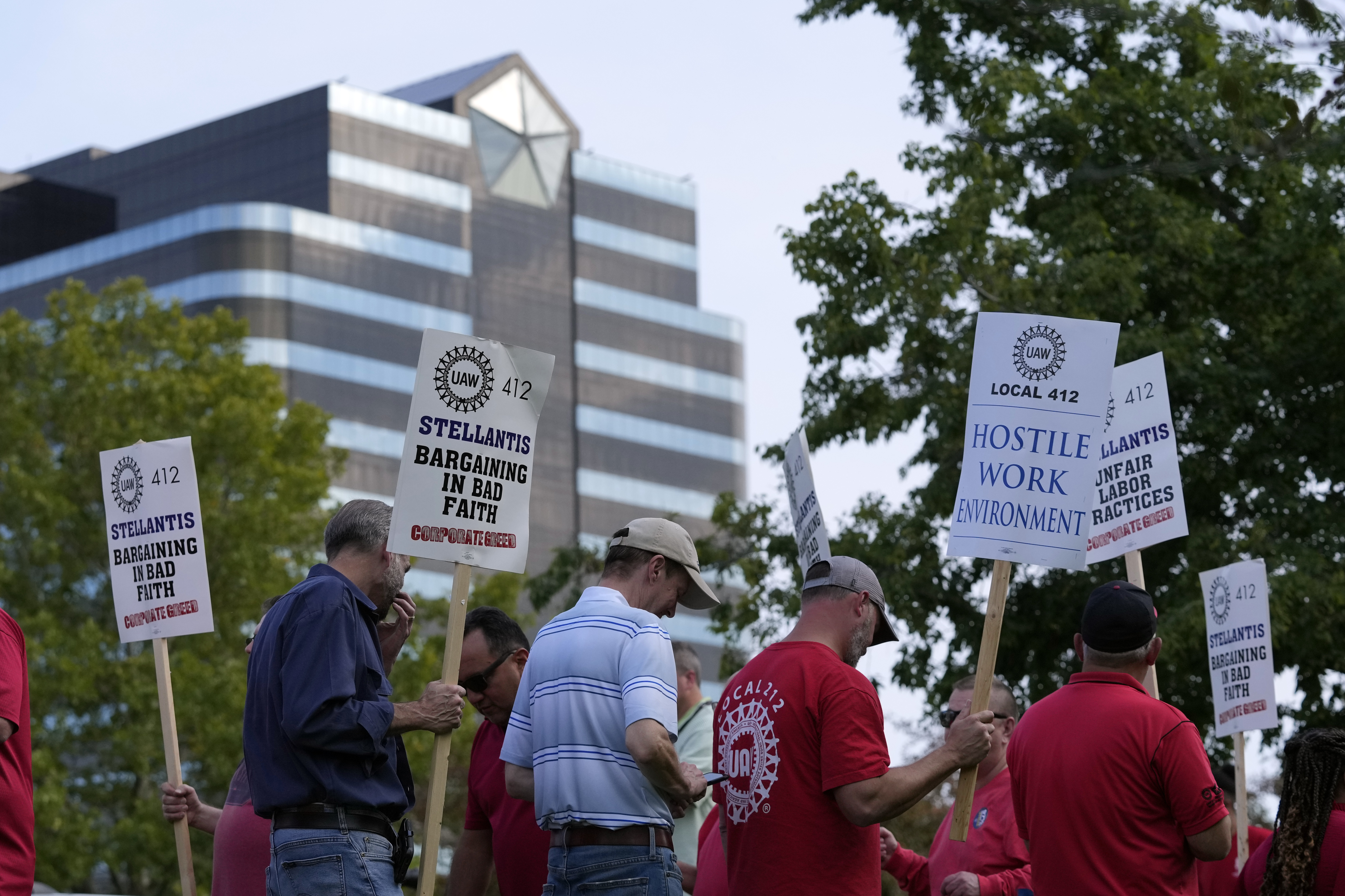 Auto Workers Strike