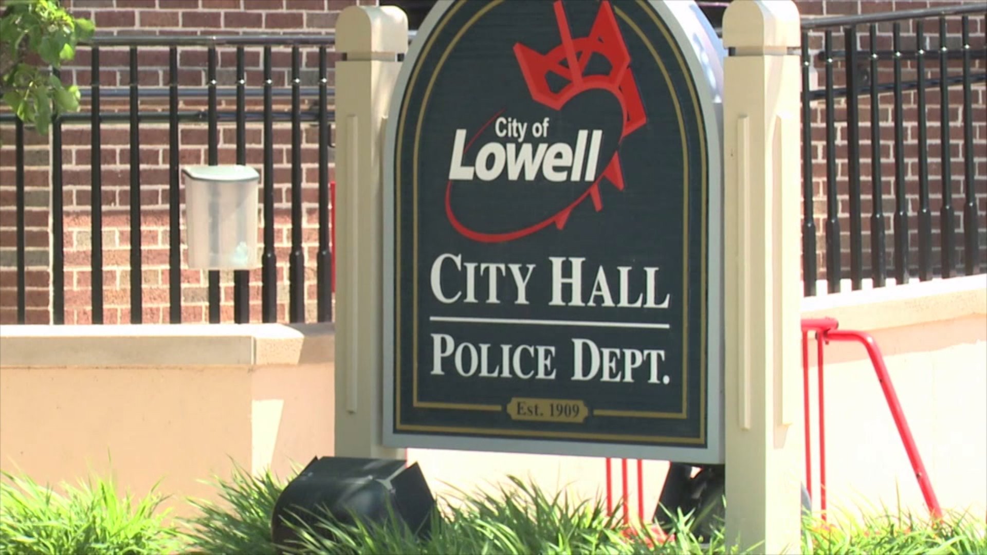 Lowell PD Sign.jpeg
