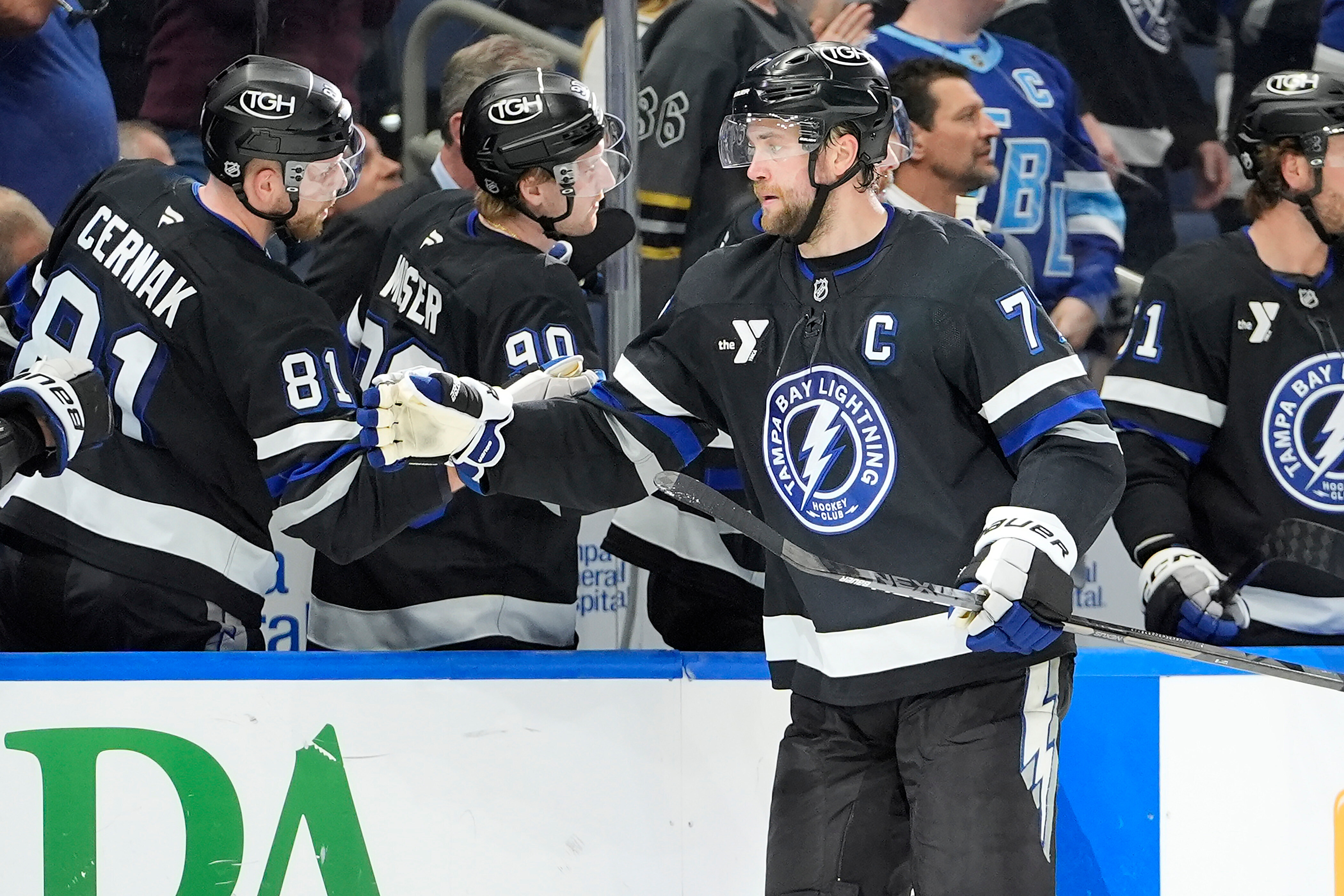 Sabres Lightning Hockey