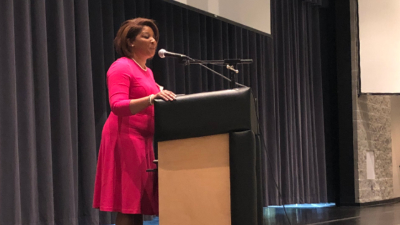 WPTV assistant news director Galean Stewart-James speaks at Royal Palm Beach High School on Feb. 16, 2022.jpg