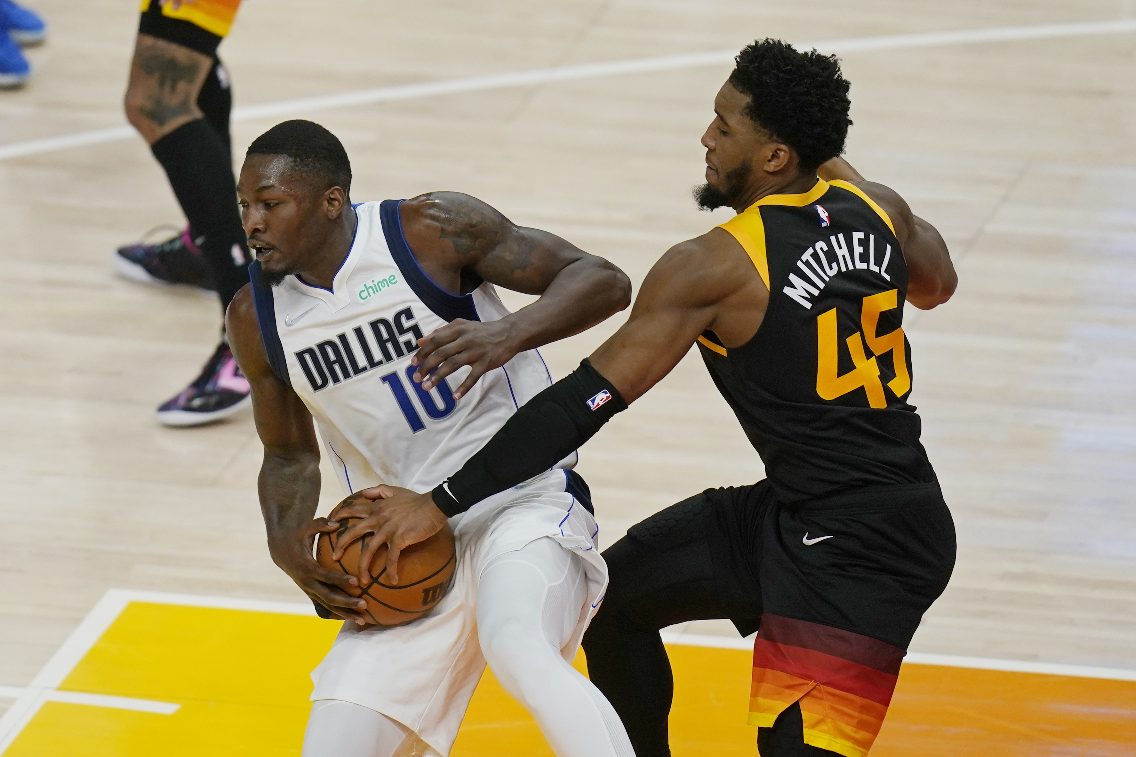 Mavericks Jazz Basketball