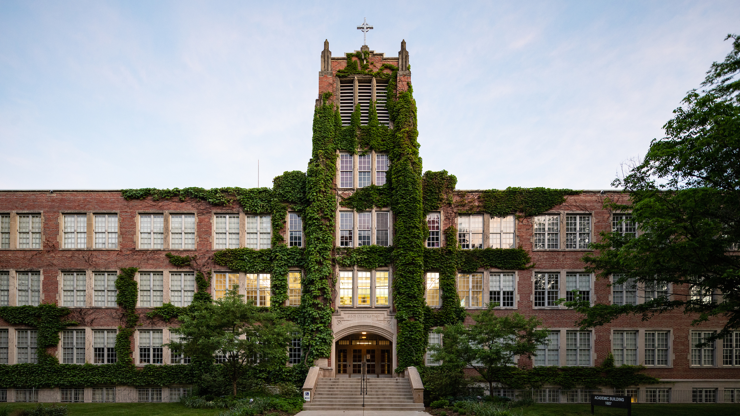 Media-Academic_Building.jpg