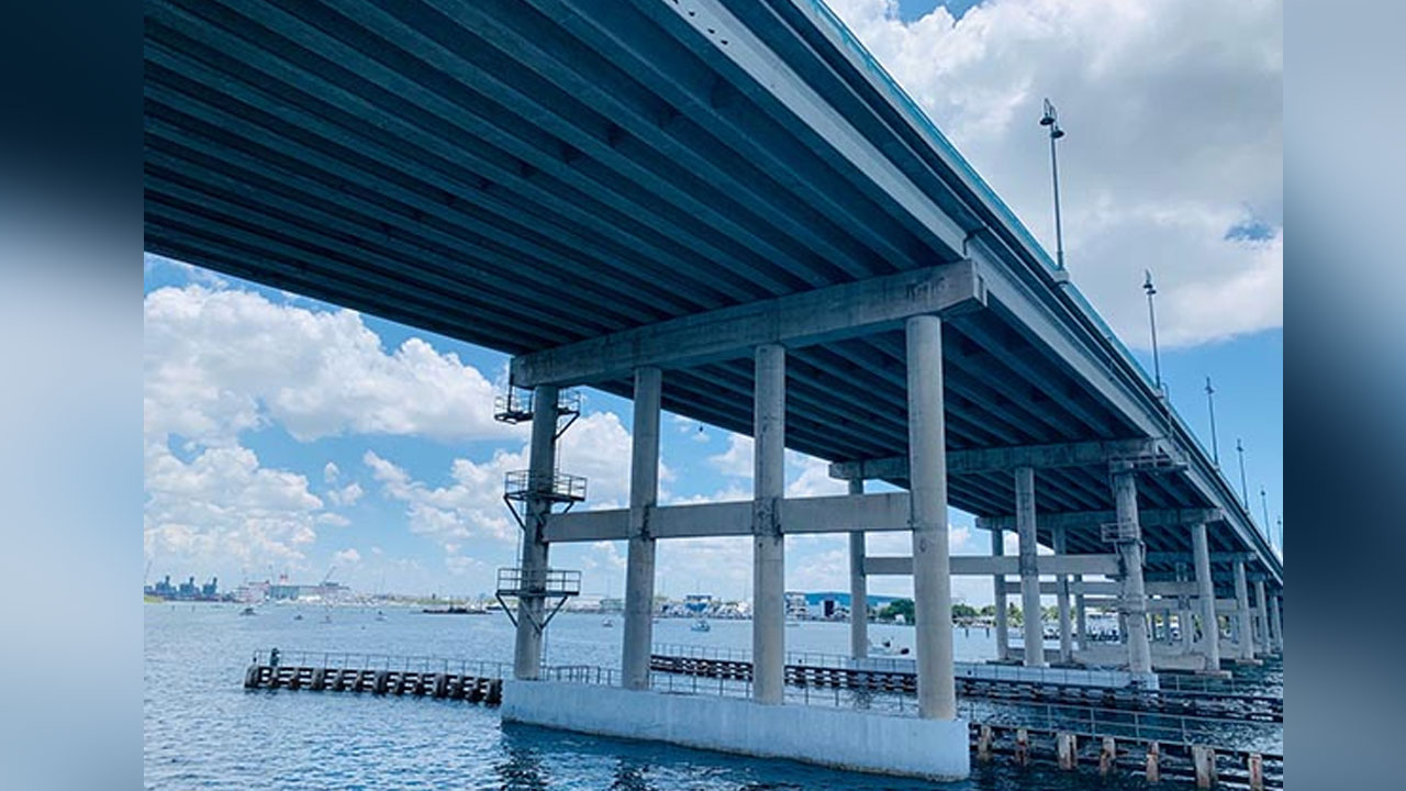 Blue Heron Boulevard Bridge in Riviera Bridge