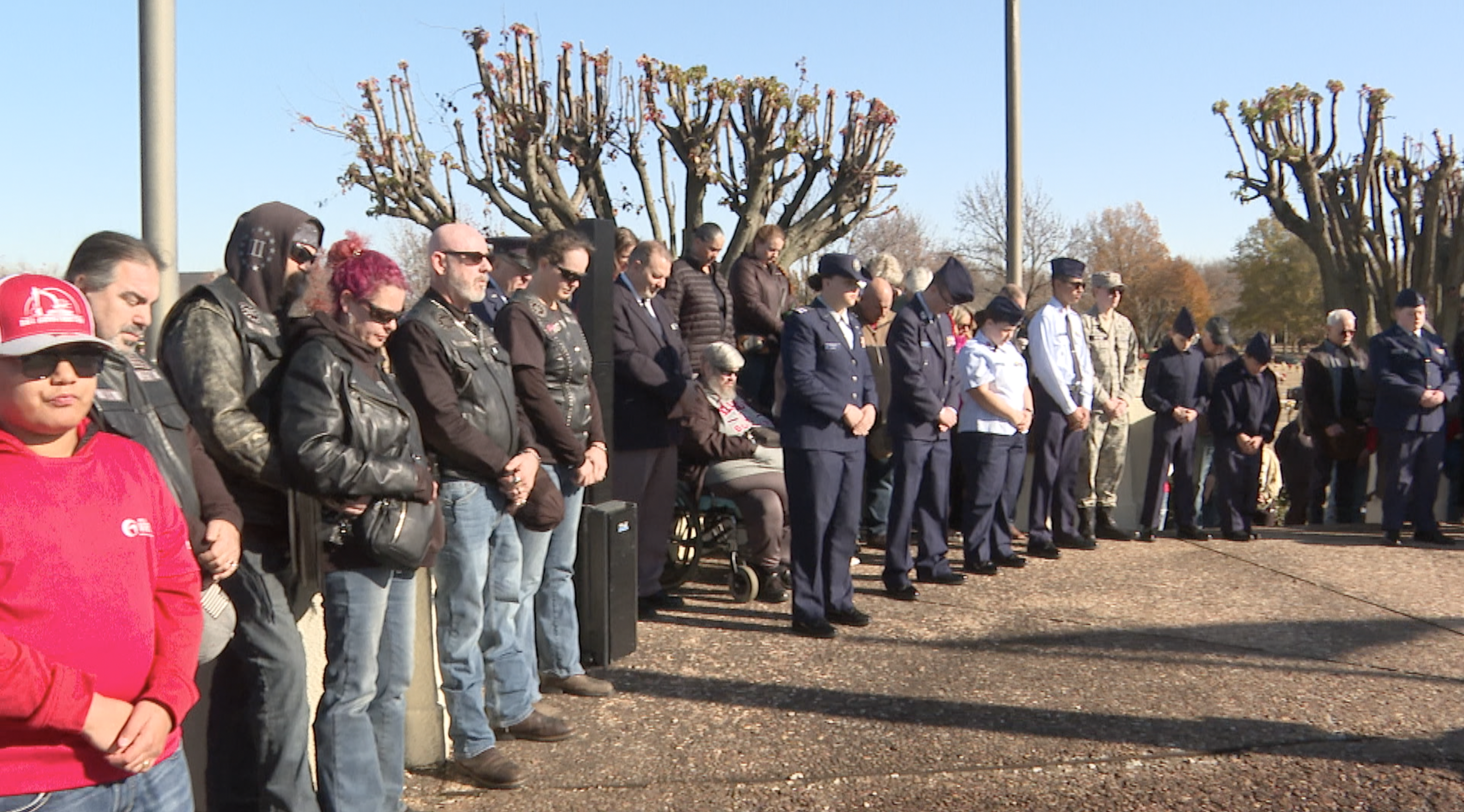 WREATHS ACROSS AMERICA